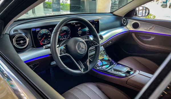 mercedes-e180-2021-2022-2023-ngoai-that-noi-that-mercedeshaxaco-com-vn-7